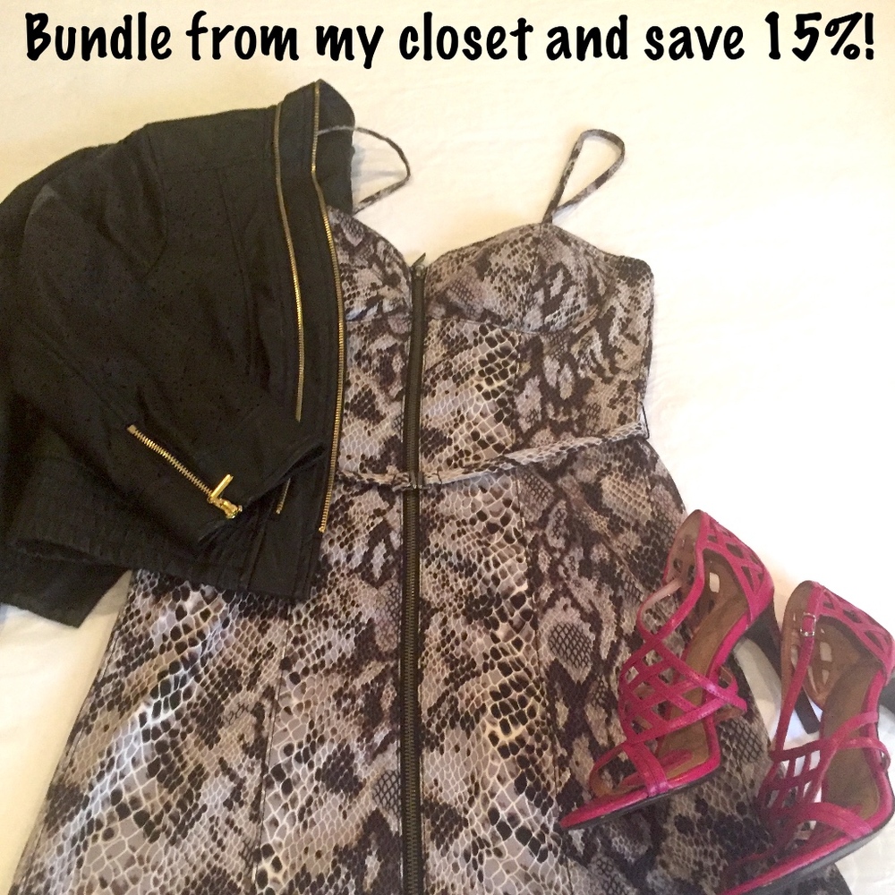 Look in my closet..BUNDLE and SAVE!!!!!